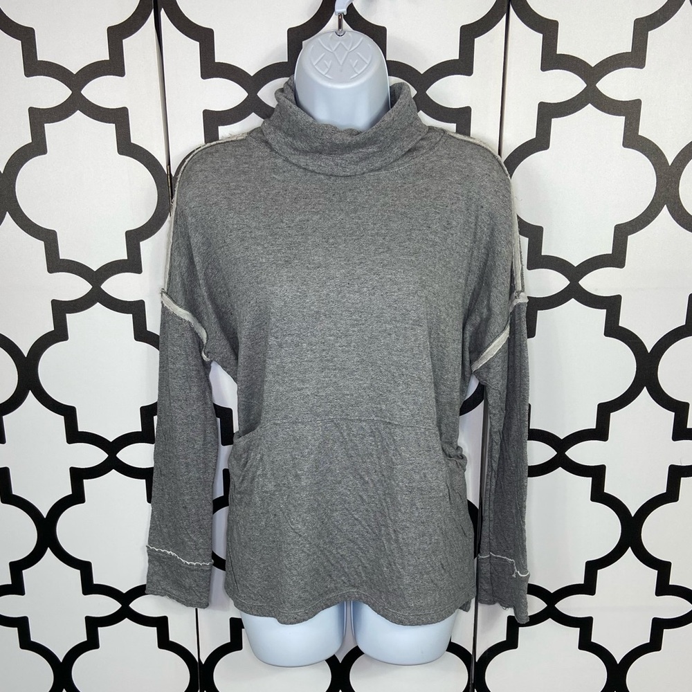 We The Free Long Sleeve Grey Pull Over